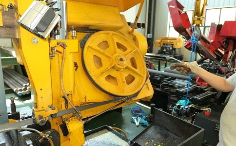 高场办事处金属带锯床的日常使用和保养注意事项！